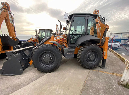  Экскаватор-погрузчик CASE 695SV арт. 10000023 низкие цены 