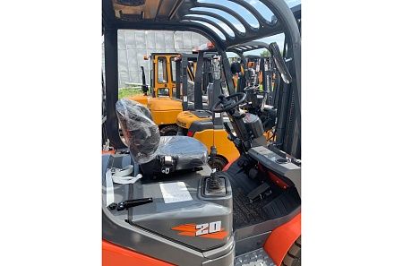  Бензиновый погрузчик LONKING LG20GT 2,0т 3,0 м Nissan арт. 710201 низкие цены 
