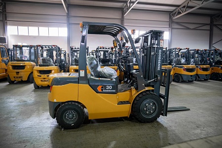  Дизельный погрузчик GOODSENSE FD30 3,0т 3,0м Xinchai Арт 131185 низкие цены 